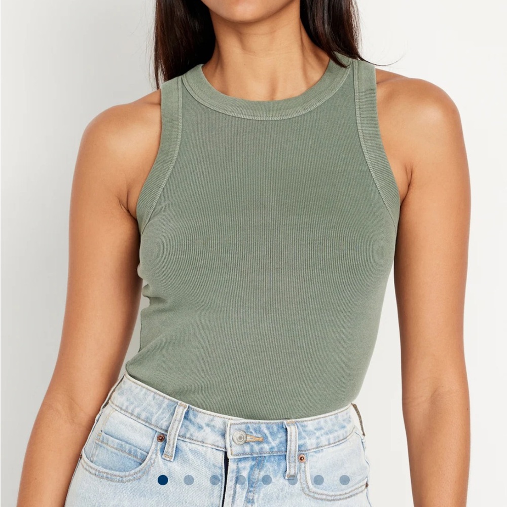 NWT Old Navy Snug Crop Tank Top in Olive